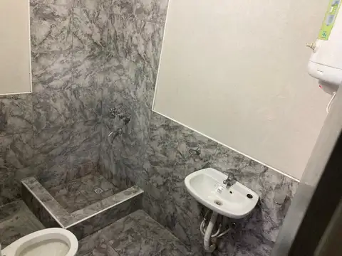 Departamento en Alquiler en Grand Bourg, $ 400.000