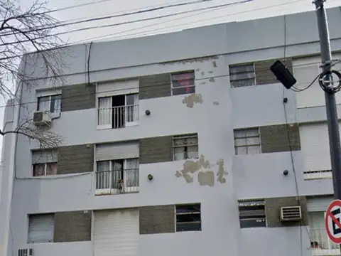 Avenida Chorroarín 600, Piso 1