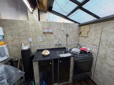 Depto Tipo Casa 2 ambientes con 1 baño