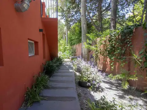 Casa en Venta en San Isidro Vias / Rolon, USD 950.000