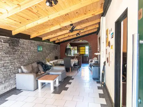 OPORTUNIDAD. CASA 3 AMB + MONO EN BLOCK. FLORIDA