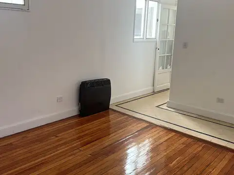 Cachimayo 1300, Piso 1