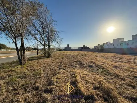 LOTES COLINDANTES EN VENTA EN BARRIO NORTE 1