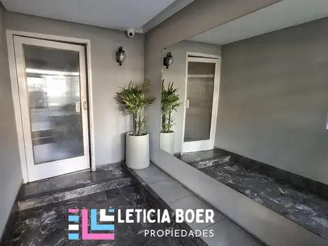 Departamento 2 ambientes con patio