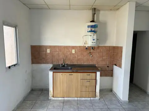 Casa en Alquiler en Las Parejas, $ 600.000