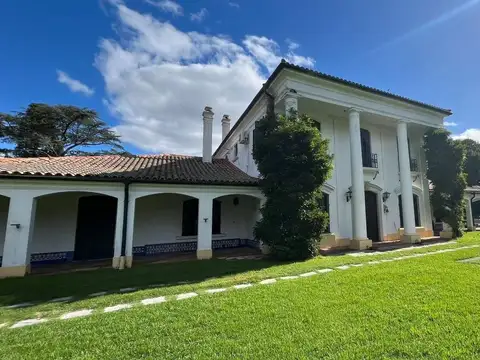 CAMPO EN VENTA, MONTE BENQUERENCIA, USO COMERCIAL.