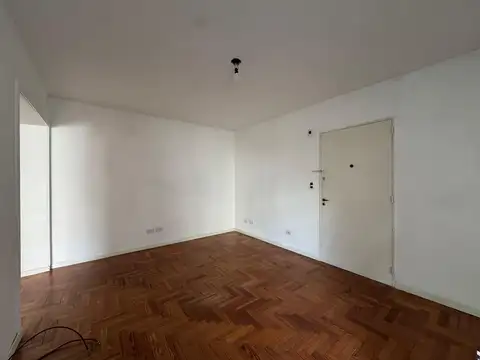 Helguera 1700, Piso 1