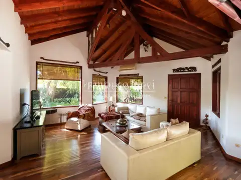 Casa en Venta de 4 dormitorios