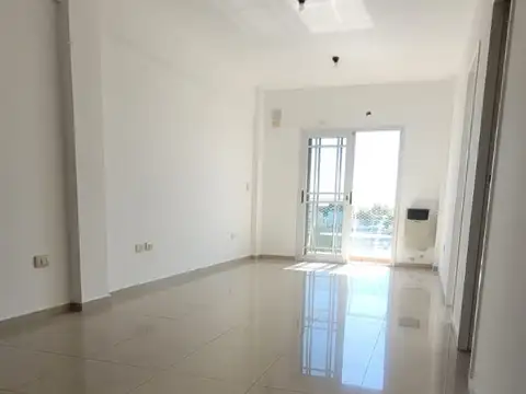 Departamento 2 ambientes en alquiler con excelente equipamiento en Merlo