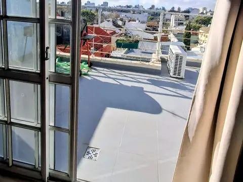 VENTA 3 AMB C/BALCÓN Y TERRAZA PROPIA V URQUIZA