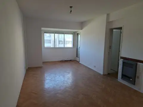 Departamento en venta 3 ambientes Vicente Lopez - piso alto
