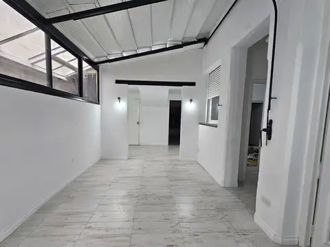PH de 3 Amb mas Local Comercial Propio al frente| Ideal Profesional