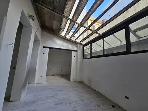 Luis Viale 300