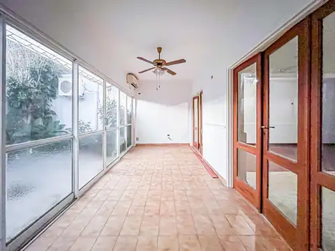 VENTA/PERMUTA - Casa de 4 Dormitorios, Patio y Cochera - Cañada de Gómez, Santa fe