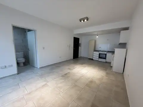Venta Hermoso monoambiente APTO PROFESIONAL · Súper luminoso!
