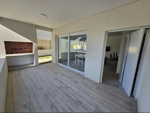 Departamento en Venta en Zona Golf, USD 124.000
