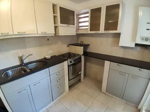 Sarmiento 438 , Piso 01