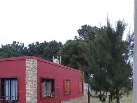 Casa 4 ambientes con 1 baño