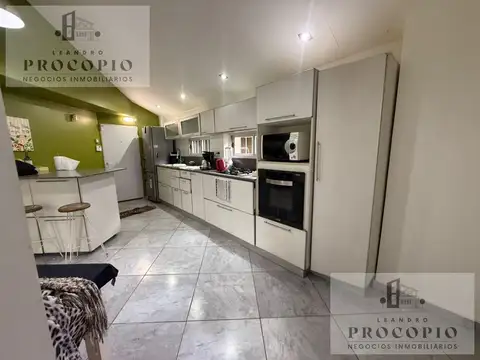 Casa 5 ambientes en venta en Francisco Álvarez