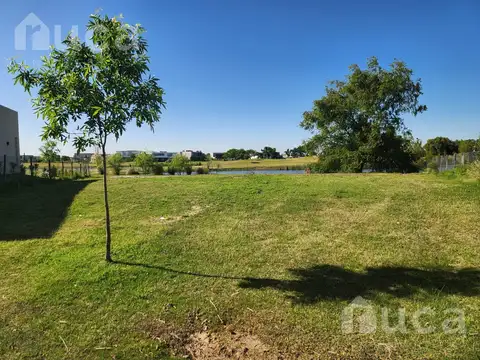 Terreno en Venta de 893,0 m2