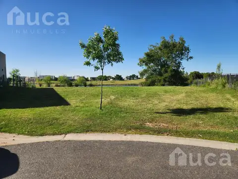 Terreno en Venta en El Cantón - Barrio Golf, USD 110.000
