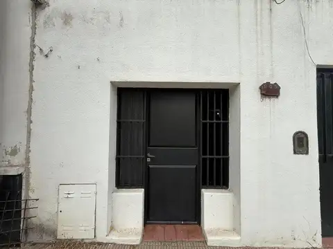 CASA DOS DORMITORIOS BARRIO SAN MARTIN