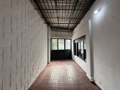 CASA DOS DORMITORIOS BARRIO SAN MARTIN