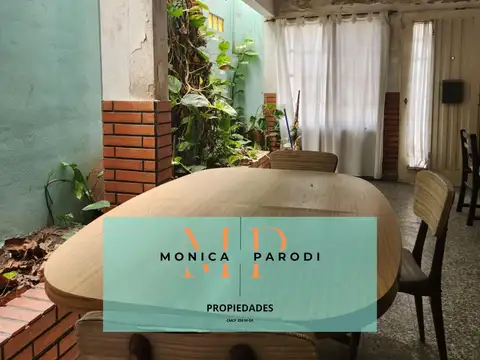 Depto Tipo Casa 6 ambientes con 2 baños