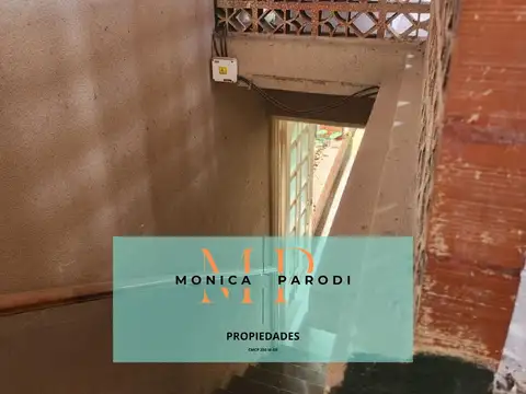 Depto Tipo Casa en Venta en Ramos Mejia, USD 130.000
