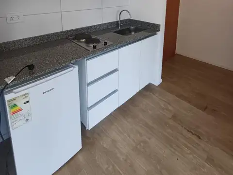 DEPARTAMENTO MONOAMBIENTE-BALCON .COCINA INTEGRADA
