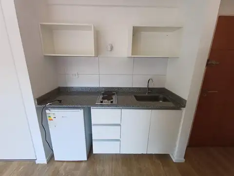 DEPARTAMENTO MONOAMBIENTE-BALCON .COCINA INTEGRADA
