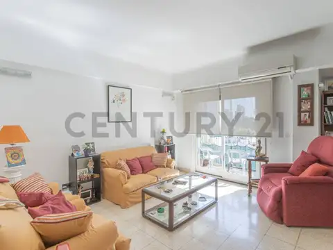 Venta Duplex  categoría 4 amb dos balcones al Frente Almagro
