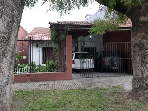 casa EXCELENTE UBICACION 