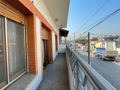 Depto Tipo Casa en Venta 41 años