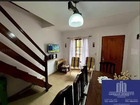 Casa 3 ambientes con 2 baños