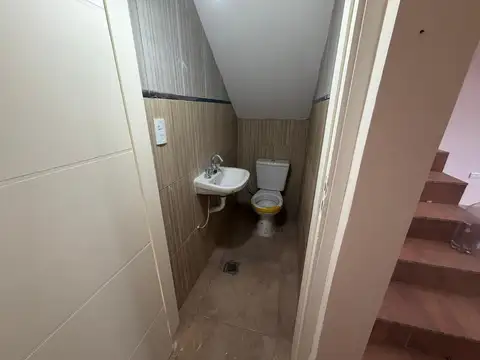 Depto Tipo Casa en Venta con 1 cocheras