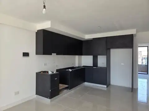 Departamento 6 ambientes con 3 baños