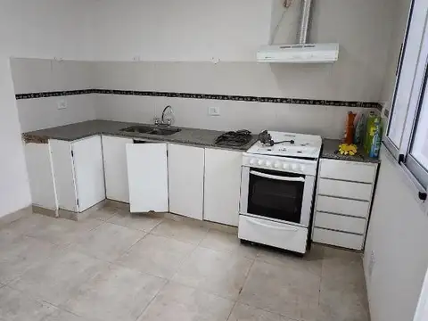 Depto Tipo Casa en Venta 40 años