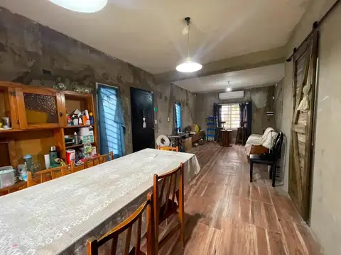 Lote con construcción de casa minimalista 3 amb