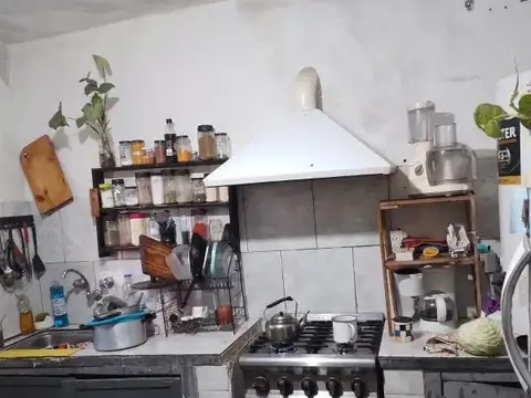 Casa en Venta en Rafael Calzada, USD 70.000