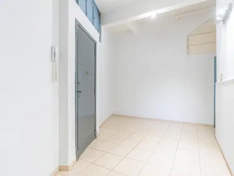 Depto Tipo Casa en Venta 75 años
