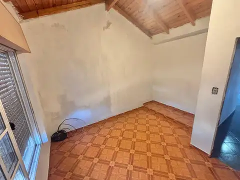 Depto Tipo Casa en Venta de 5 ambientes