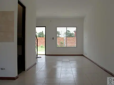 Departamento en Alquiler en Del Viso, $ 700.000