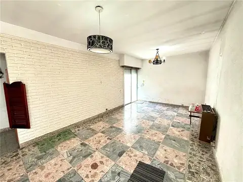 Depto Tipo Casa en Venta en Banfield, USD 85.000