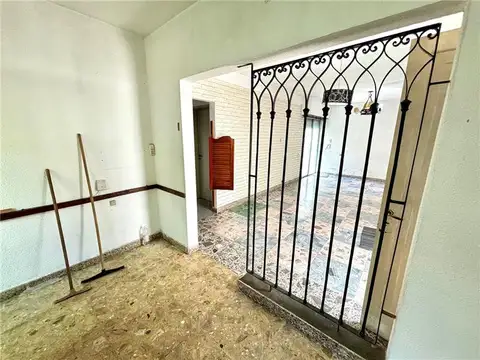 Depto Tipo Casa en Venta 40 años