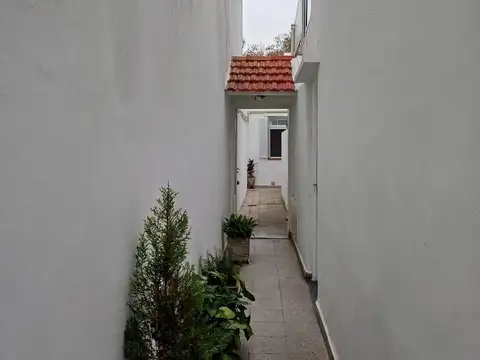 Depto Tipo Casa en Alquiler de 1 dormitorio