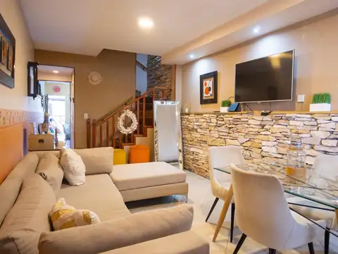 Cjal. Juan Magdalena  al 800 Haedo