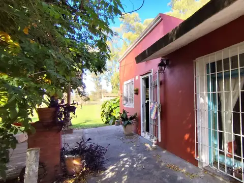 Hermosa casa quinta en venta en Olivera, Lujan