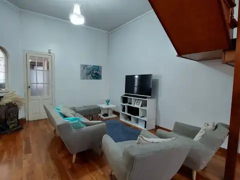 Casa 4 ambientes con 4 baños