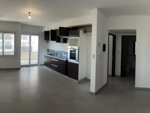 DEPARTAMENTOS / OFICINAS DE 2 AMBIENTES EN LA MEJOR ZONA COMERCIAL